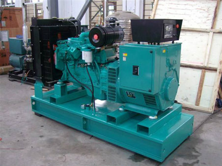 潍坊200kw康明斯柴油发电机组图片 潍坊200kw康明斯柴油发电机组图片